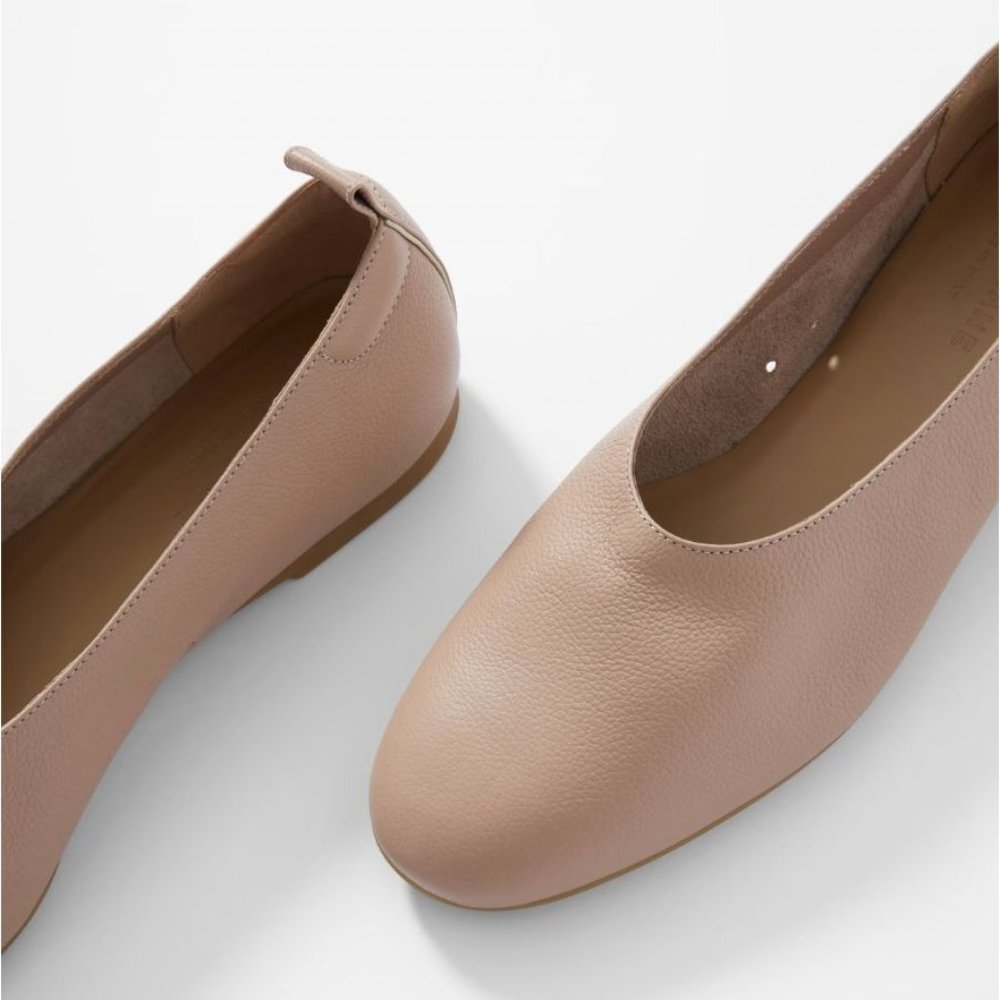 Everlane The Italian Leather Day Glove in Tan Womens Shoes Loafer Flats - Picture 2 of 14